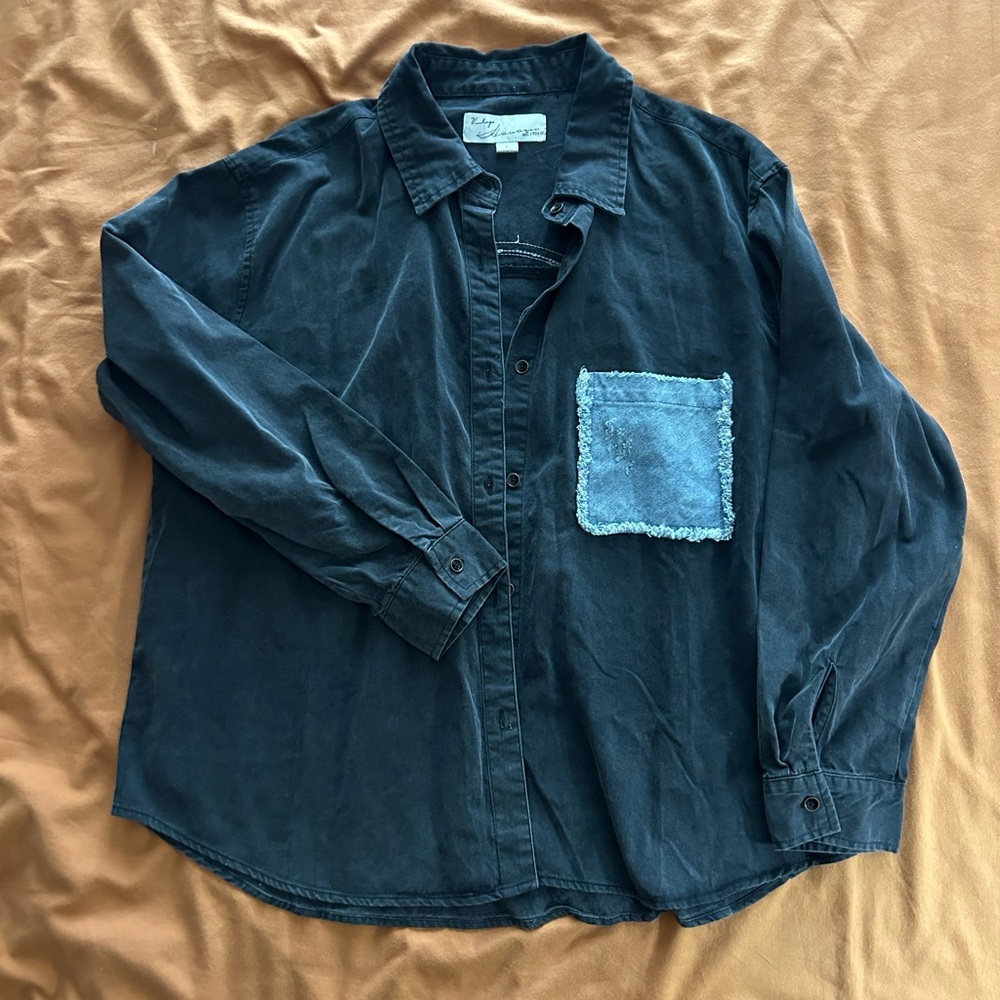 🤍3/70$🤍 NWOT Vintage Havana Smiley face button up